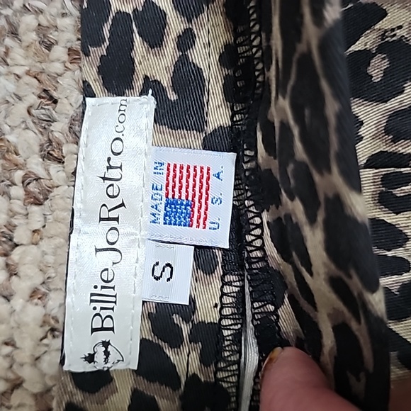 Billie Jo Retro Leopard pencil skirt - Picture 3 of 4